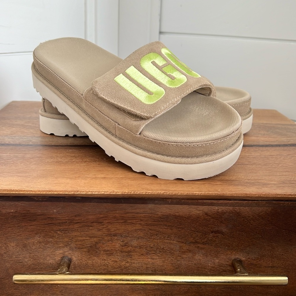 UGG platform slides